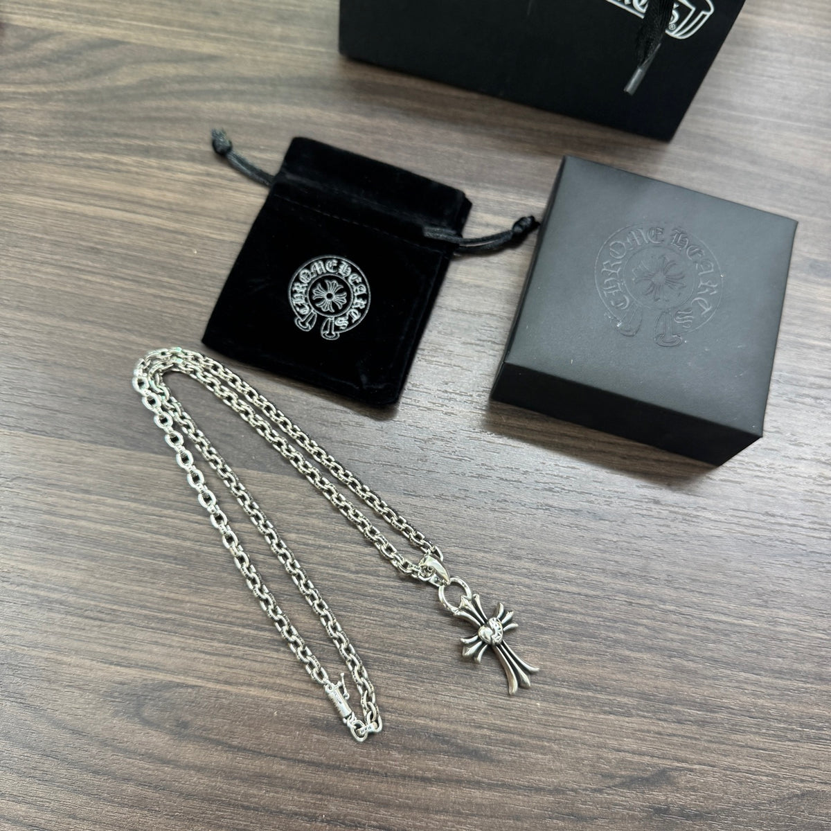 Necklace for women - alternate angle view 4