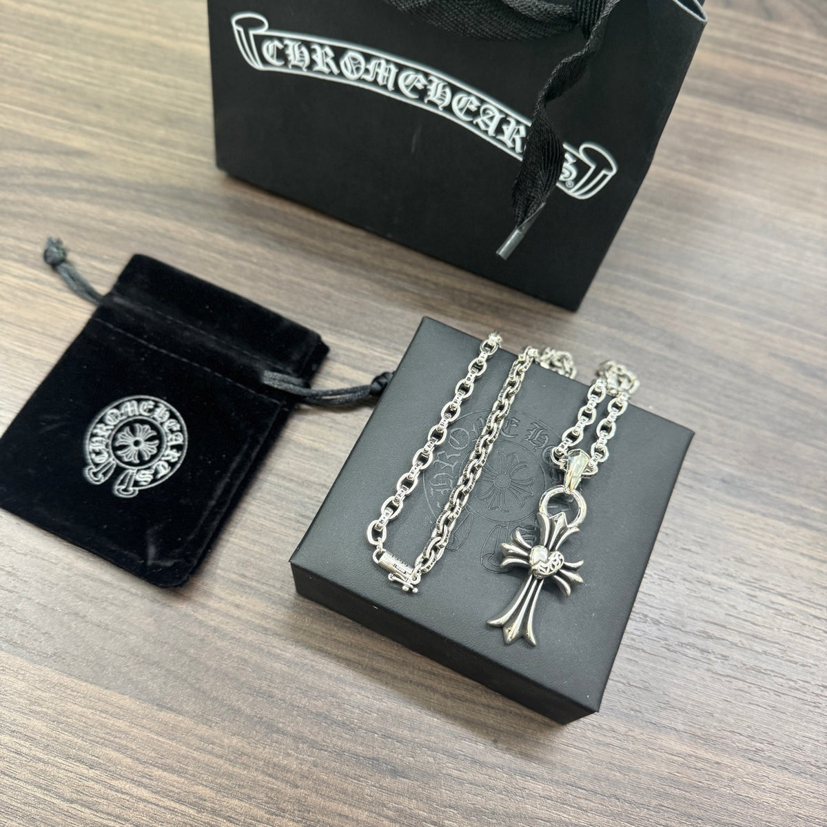 Necklace for women - alternate angle view 2