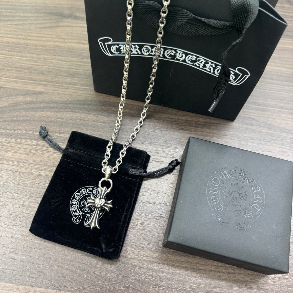 Necklace for women - alternate angle view 5