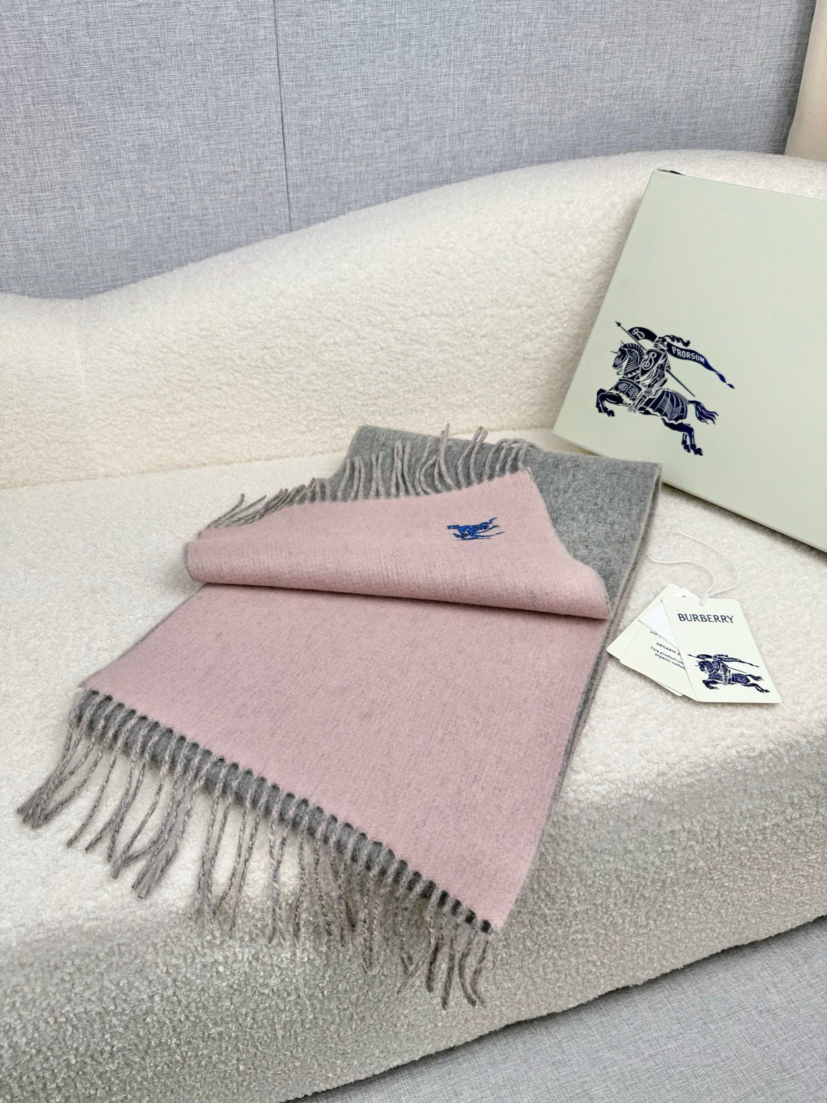 velvet minimalist Scarf for men - alternate angle view 9