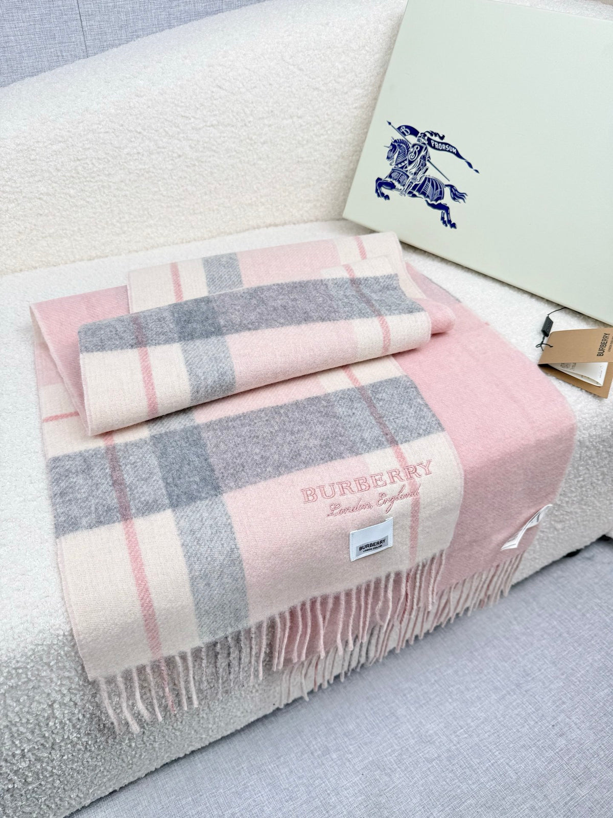 velvet luxury Scarf for men - alternate angle view 6