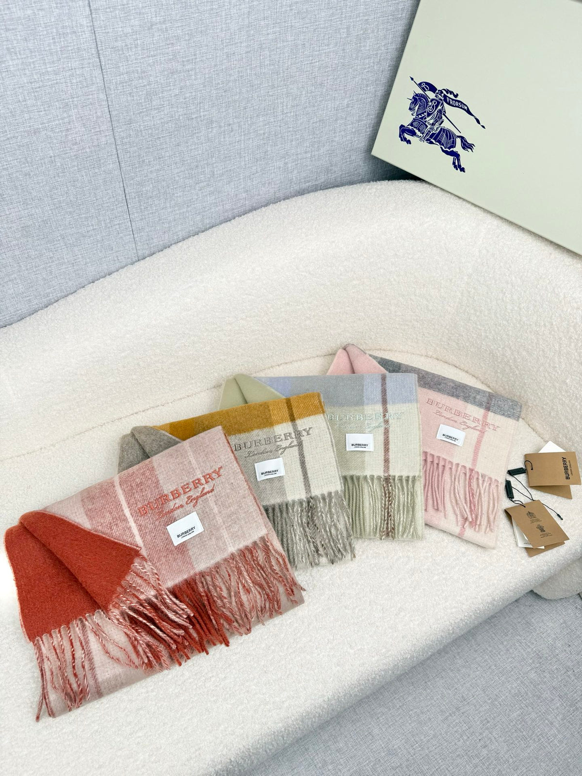 velvet luxury Scarf for men - product detail view