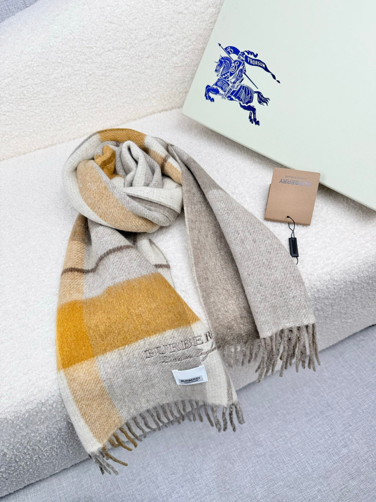velvet luxury Scarf for men - alternate angle view 8