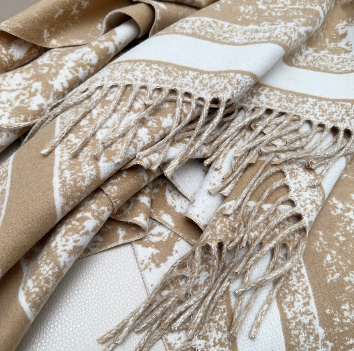 velvet floral Shawl for women - alternate angle view 7