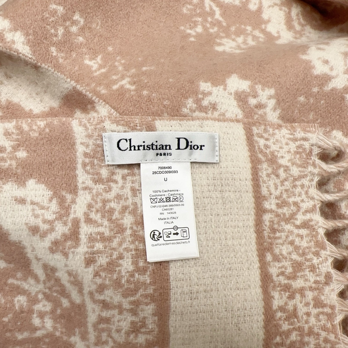 velvet floral Shawl for women - alternate angle view 8