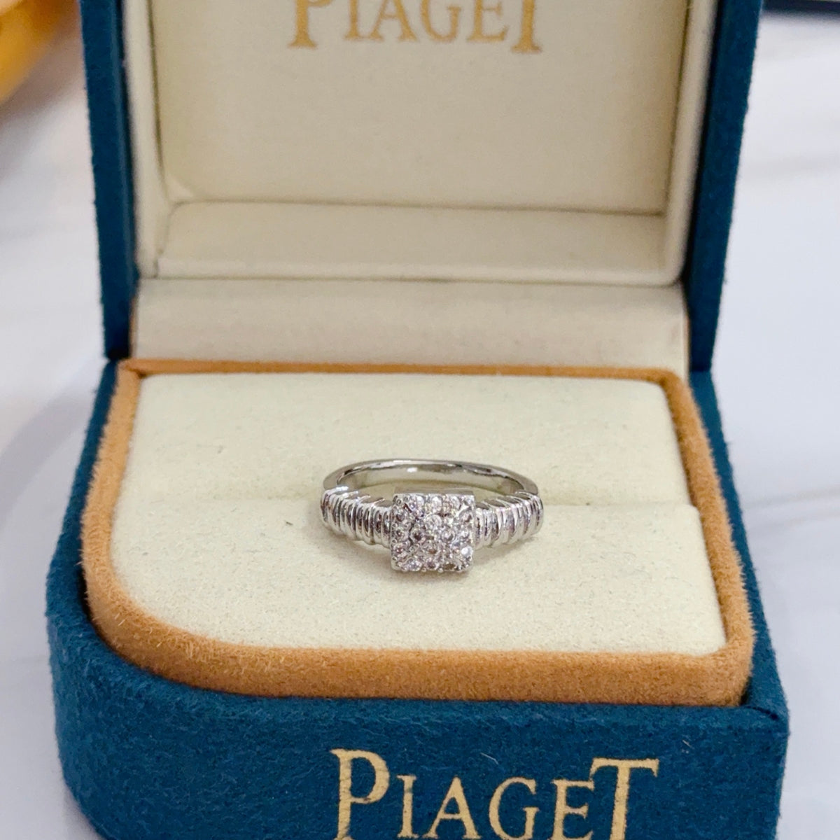 gold crystal inlaid Ring for women - alternate angle view 3