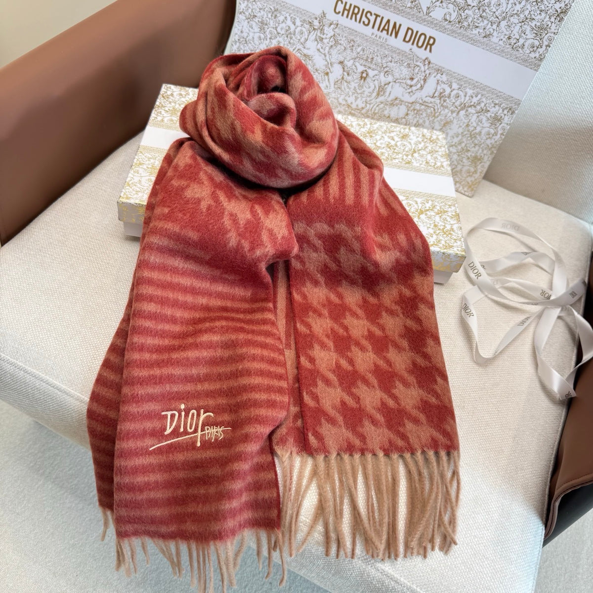 velvet stylish Scarf for women - alternate angle view 5