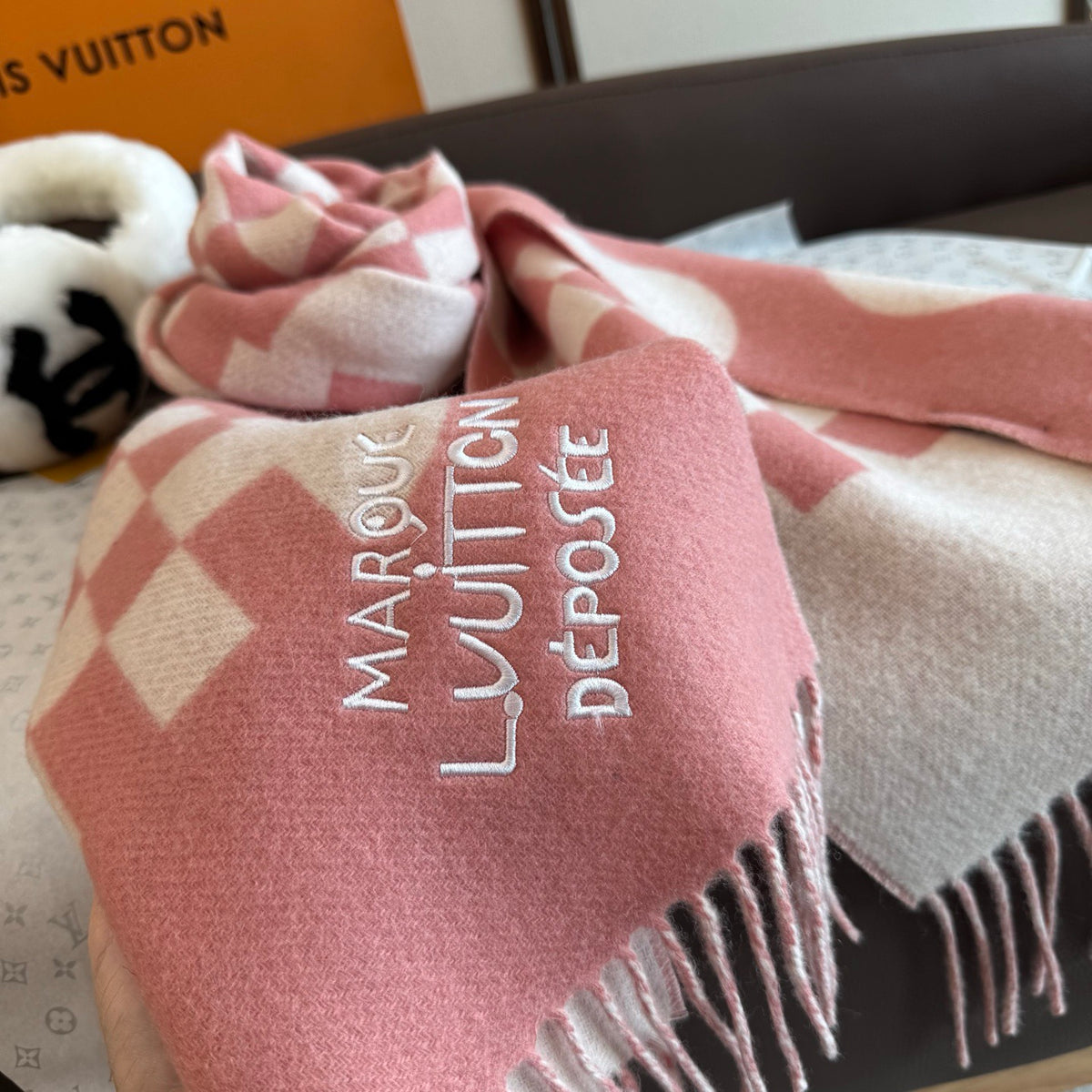 stylish Scarf for men - alternate angle view 8