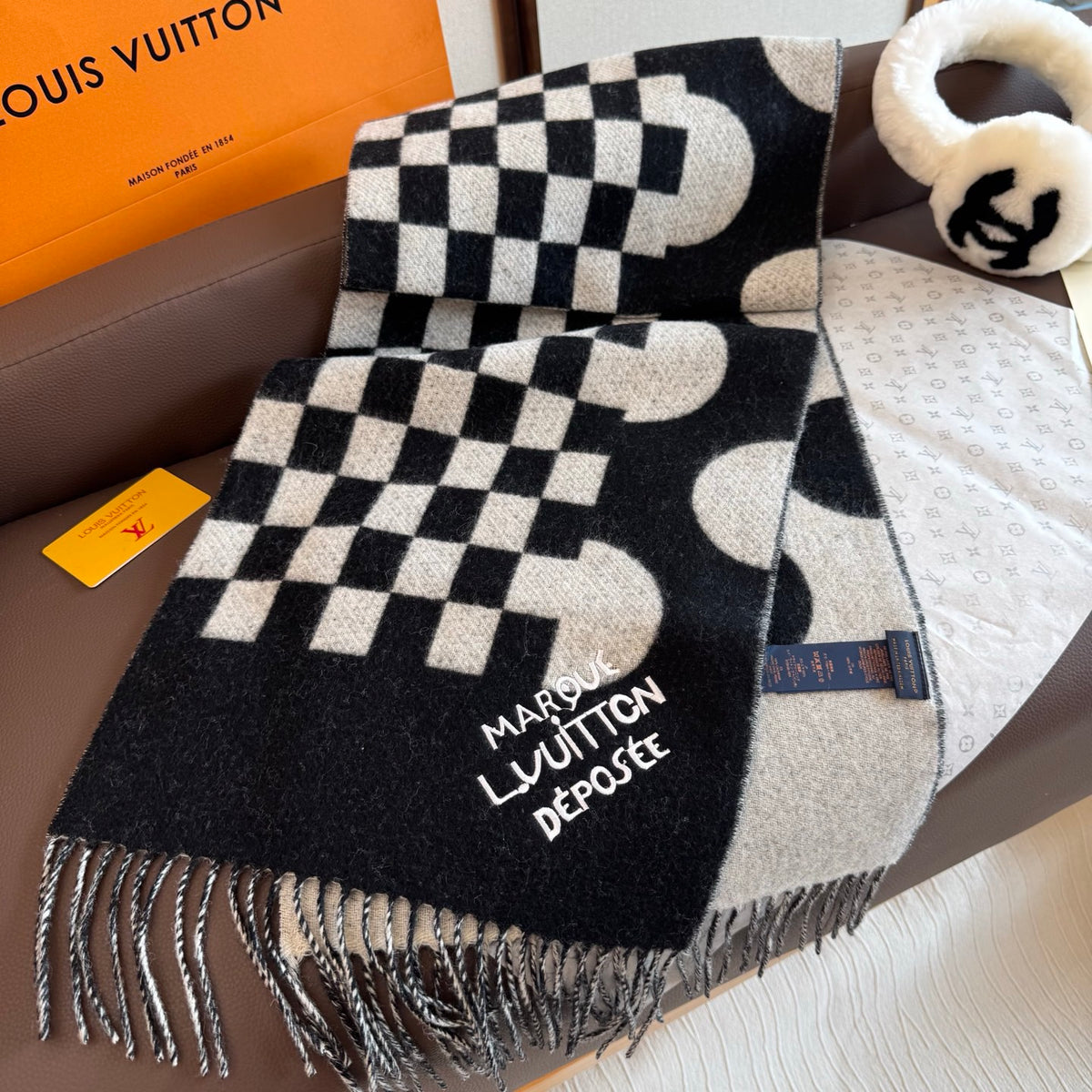 stylish Scarf for men - alternate angle view 6