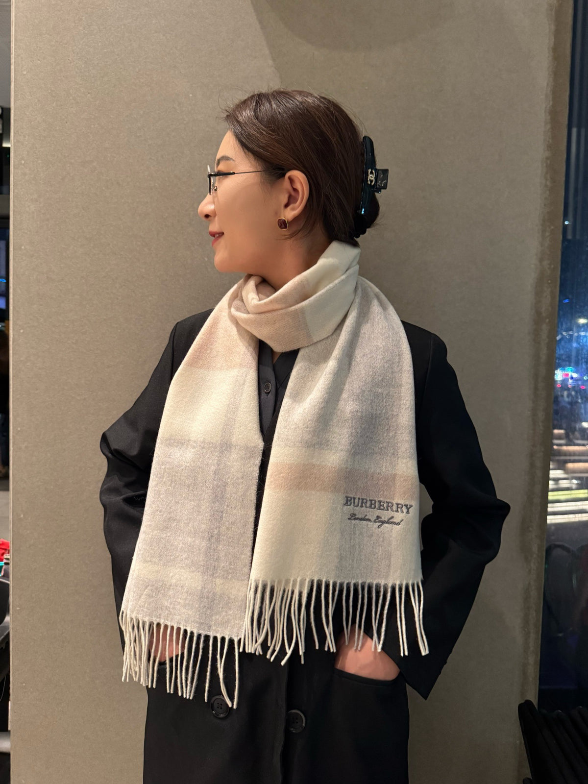 velvet stylish Scarf for unisex couple - alternate angle view 2