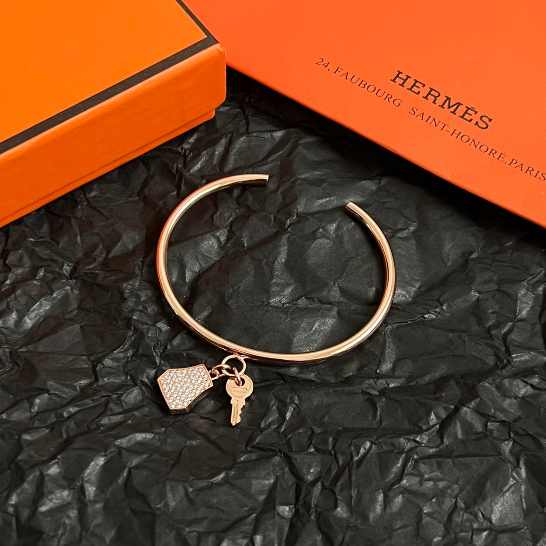 gold brass Bangle for women - alternate angle view 6