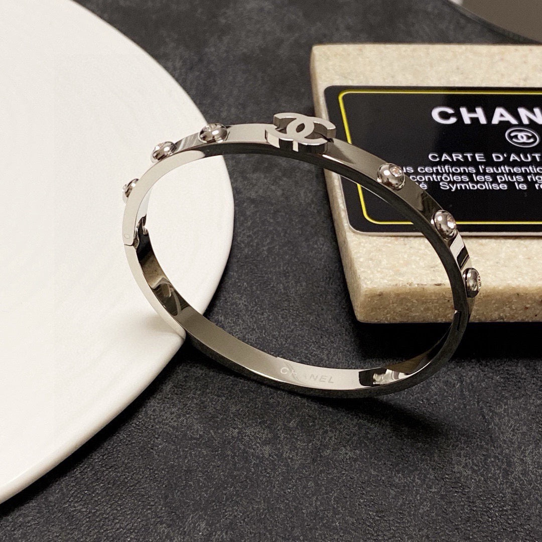 crystal elegant Bangle for women - alternate angle view 8
