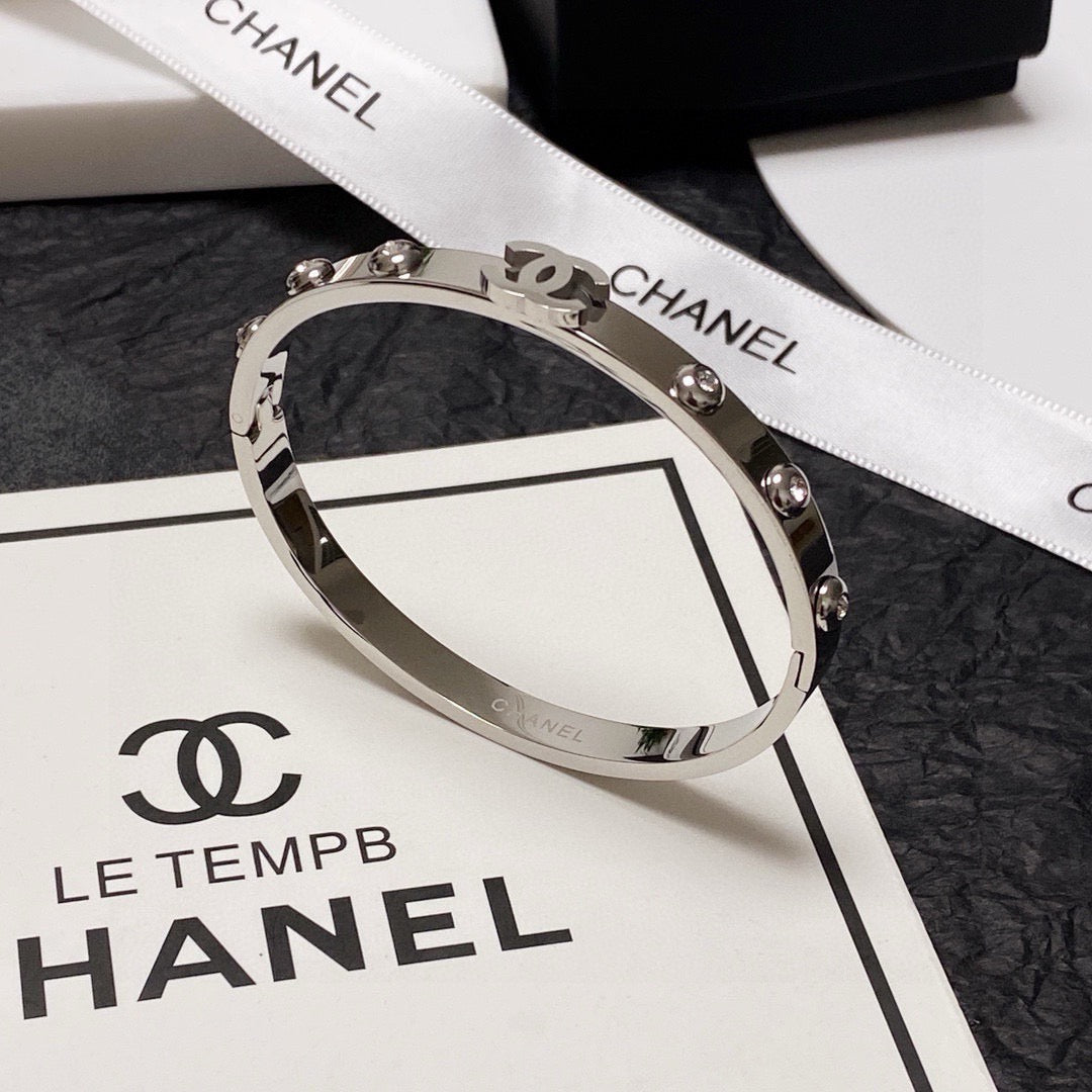crystal elegant Bangle for women - alternate angle view 3