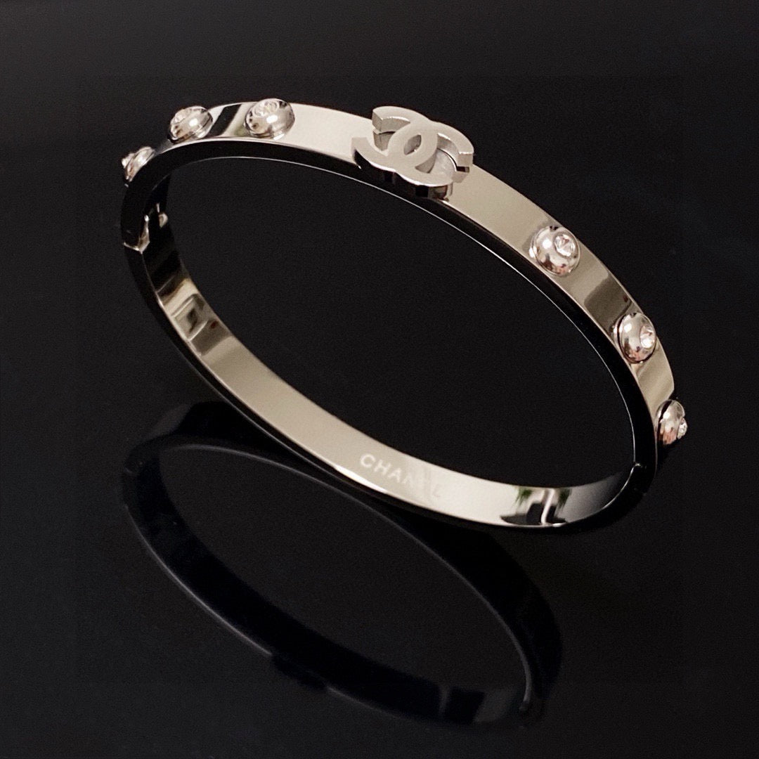 crystal elegant Bangle for women - alternate angle view 9