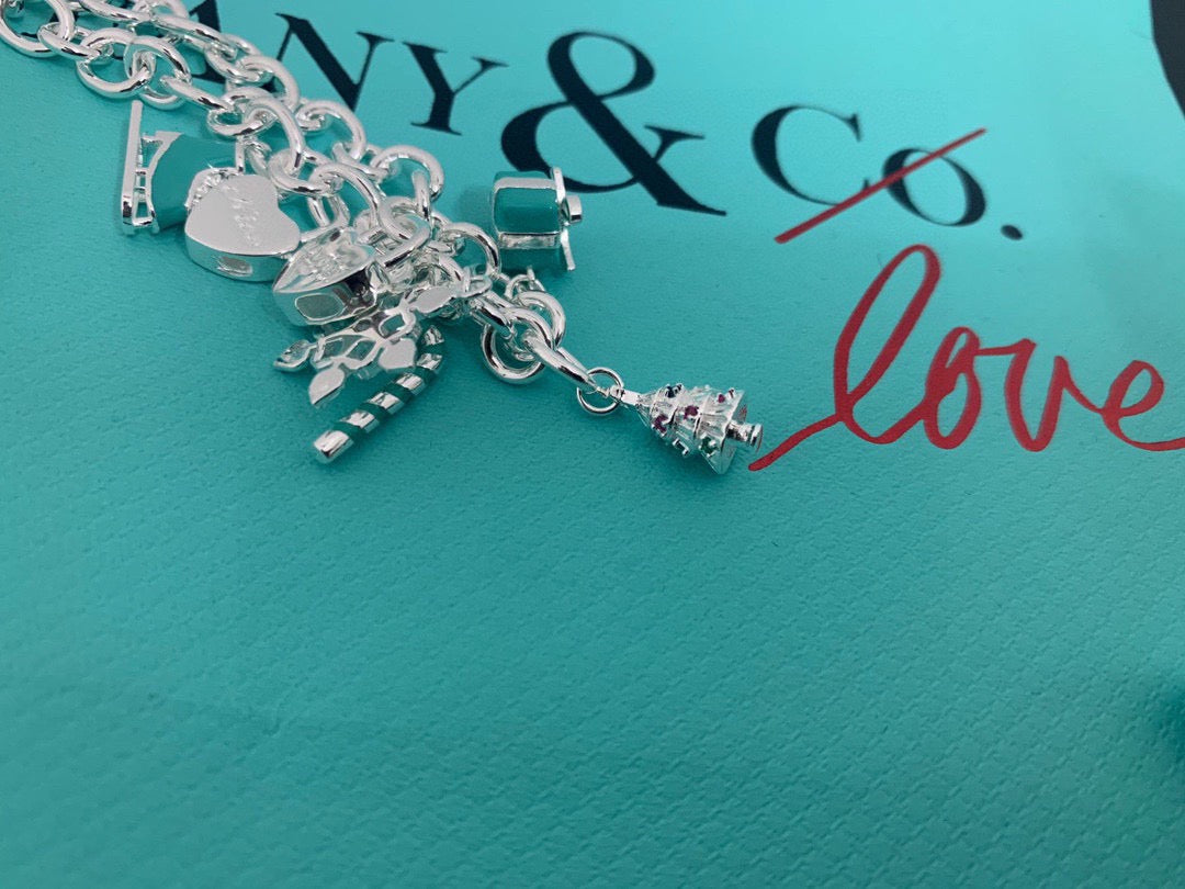 christmas Bracelet for women - alternate angle view 9