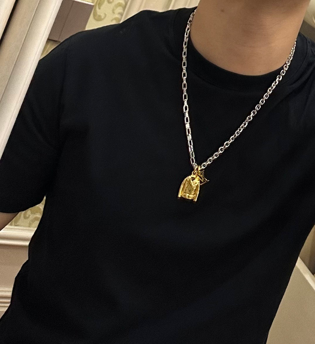 antique chain Necklace for men - alternate angle view 9