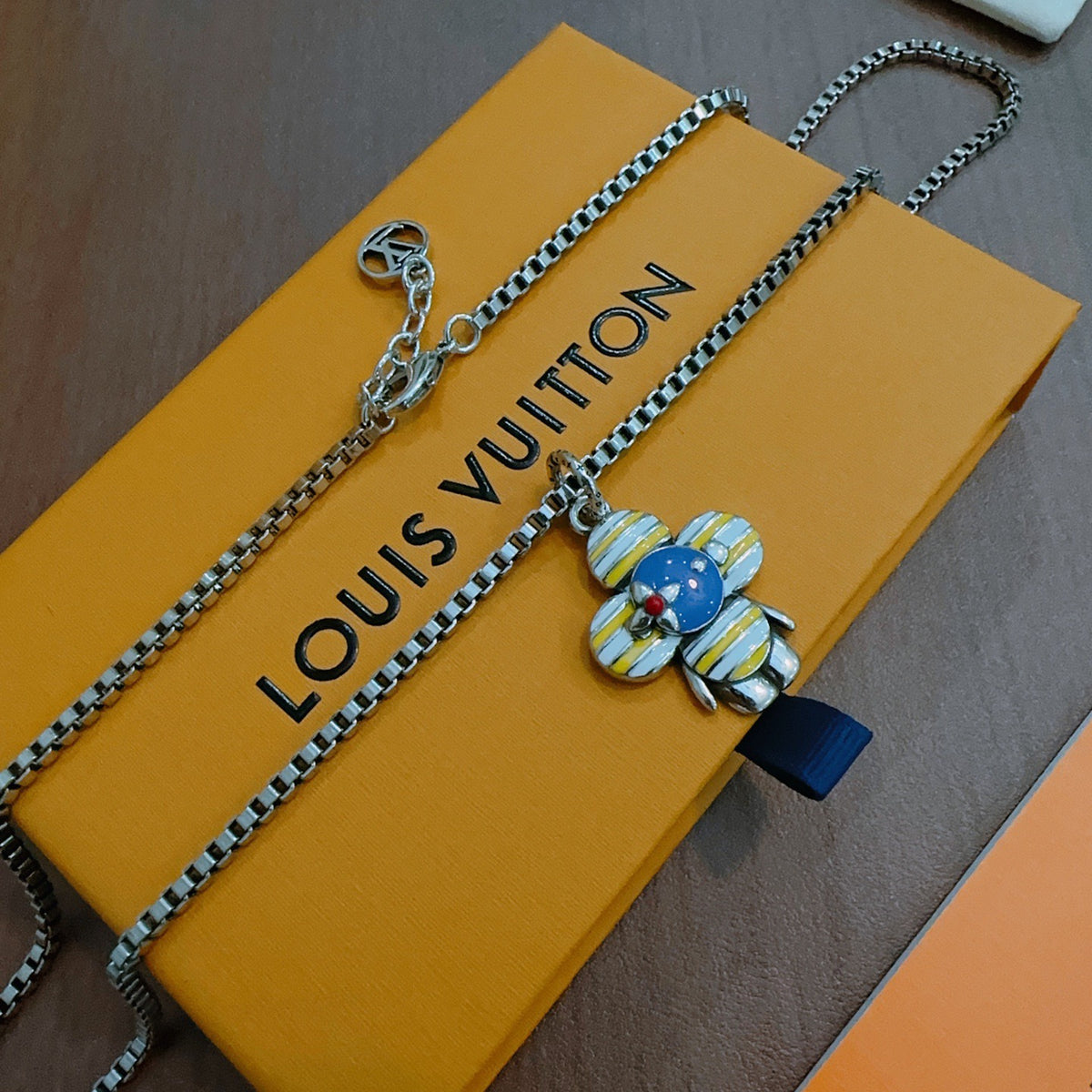 antique chain Necklace for men - alternate angle view 8