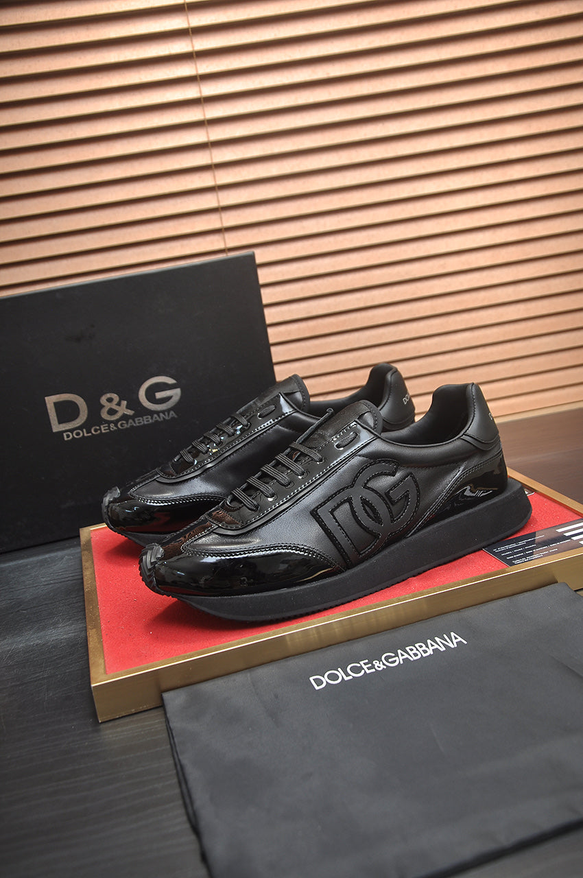 Dolce & Gabbana DG Low-Top Sneakers in Calfskin