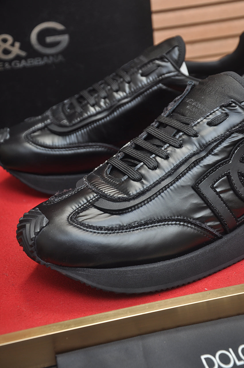 Dolce & Gabbana DG Low-Top Sneakers in Calfskin
