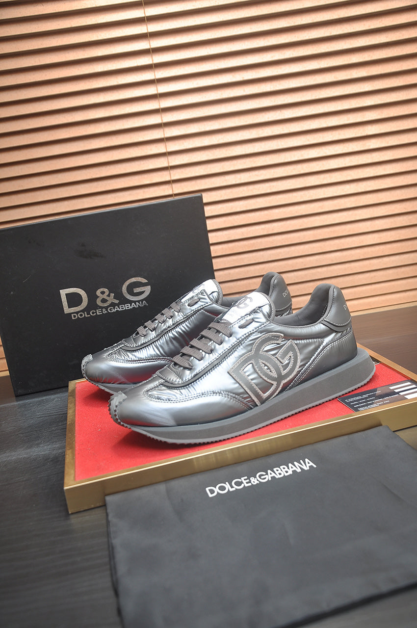 Dolce & Gabbana DG Low-Top Sneakers in Calfskin