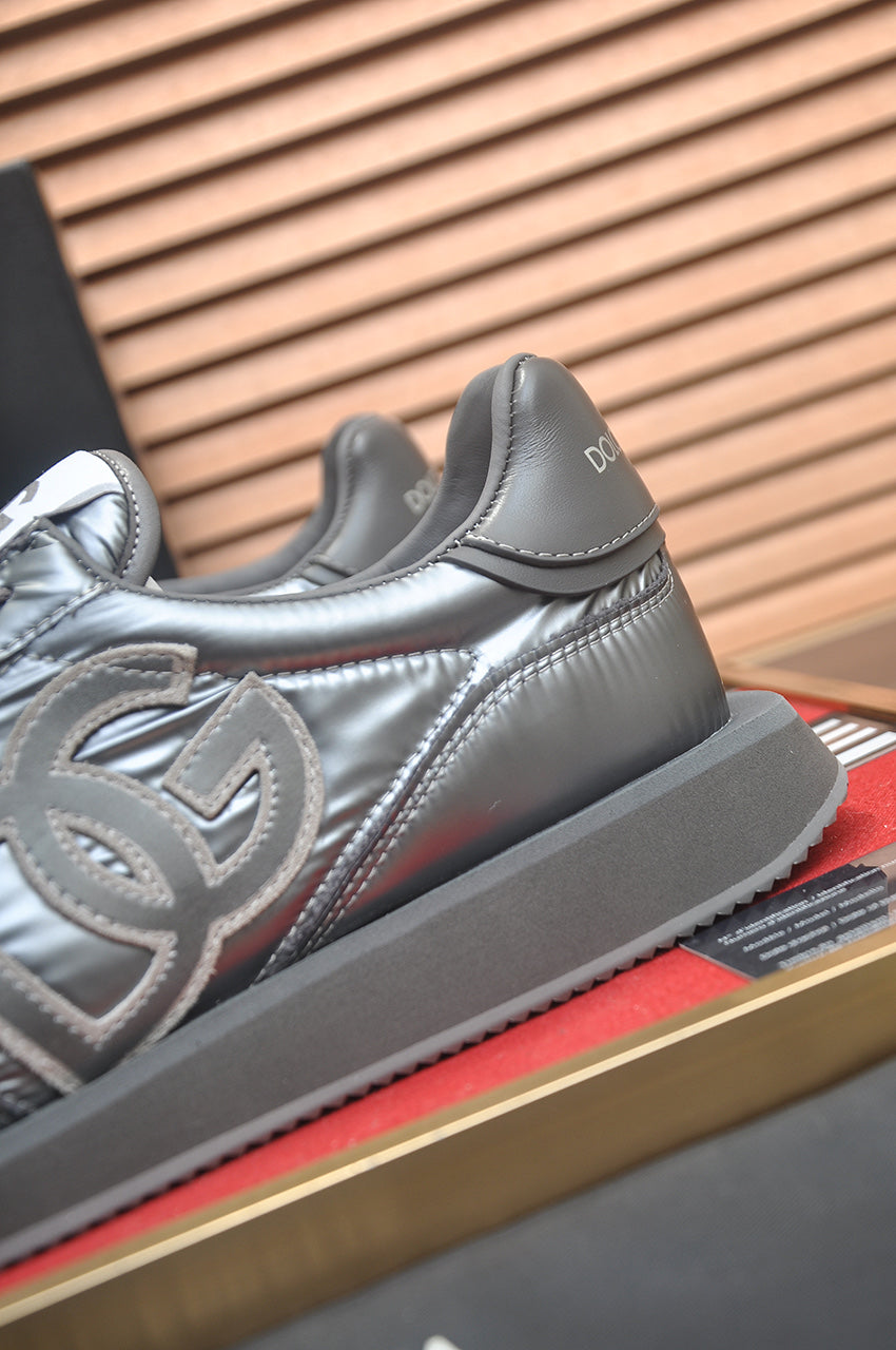 Dolce & Gabbana DG Low-Top Sneakers in Calfskin