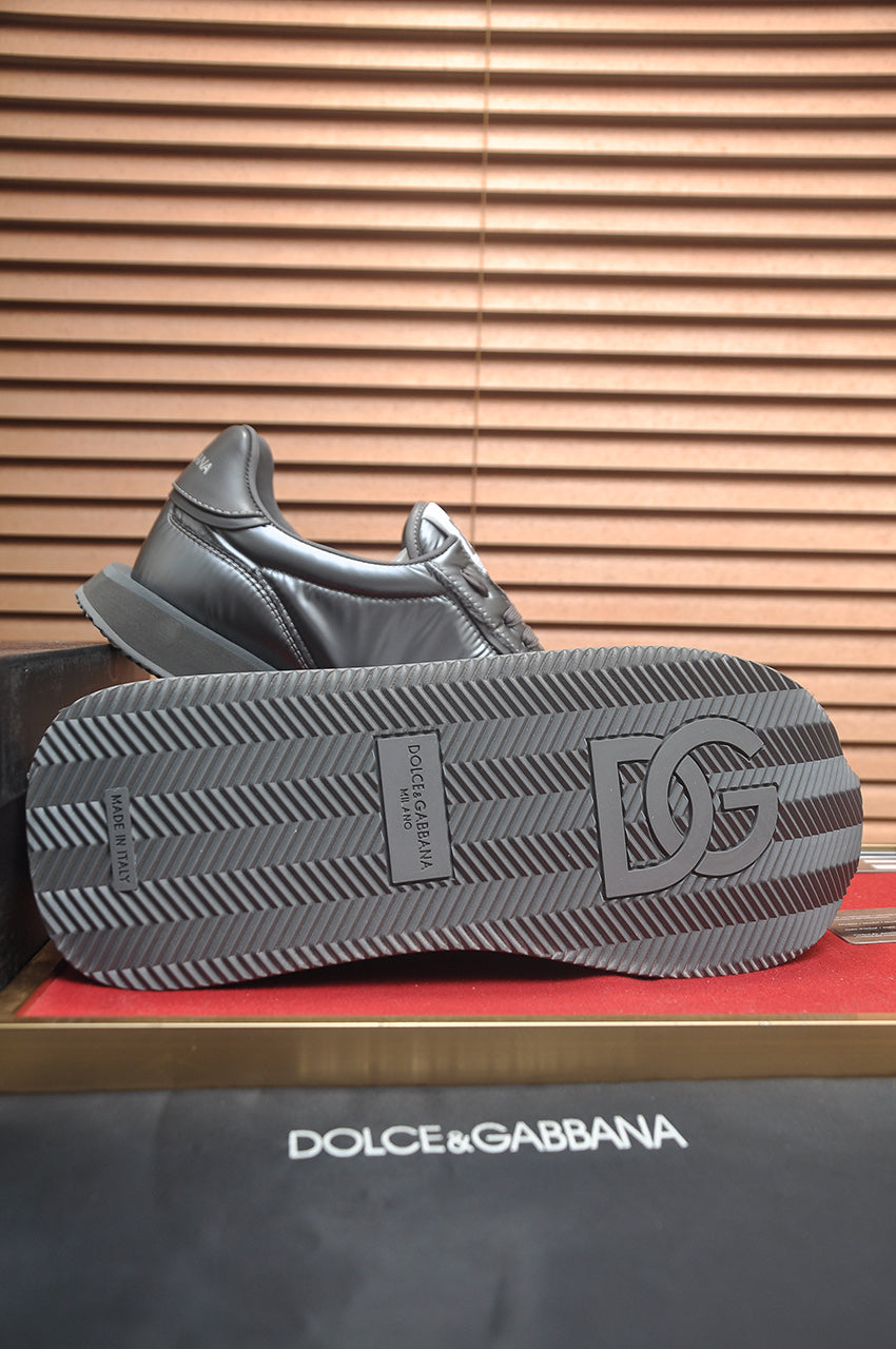 Dolce & Gabbana DG Low-Top Sneakers in Calfskin