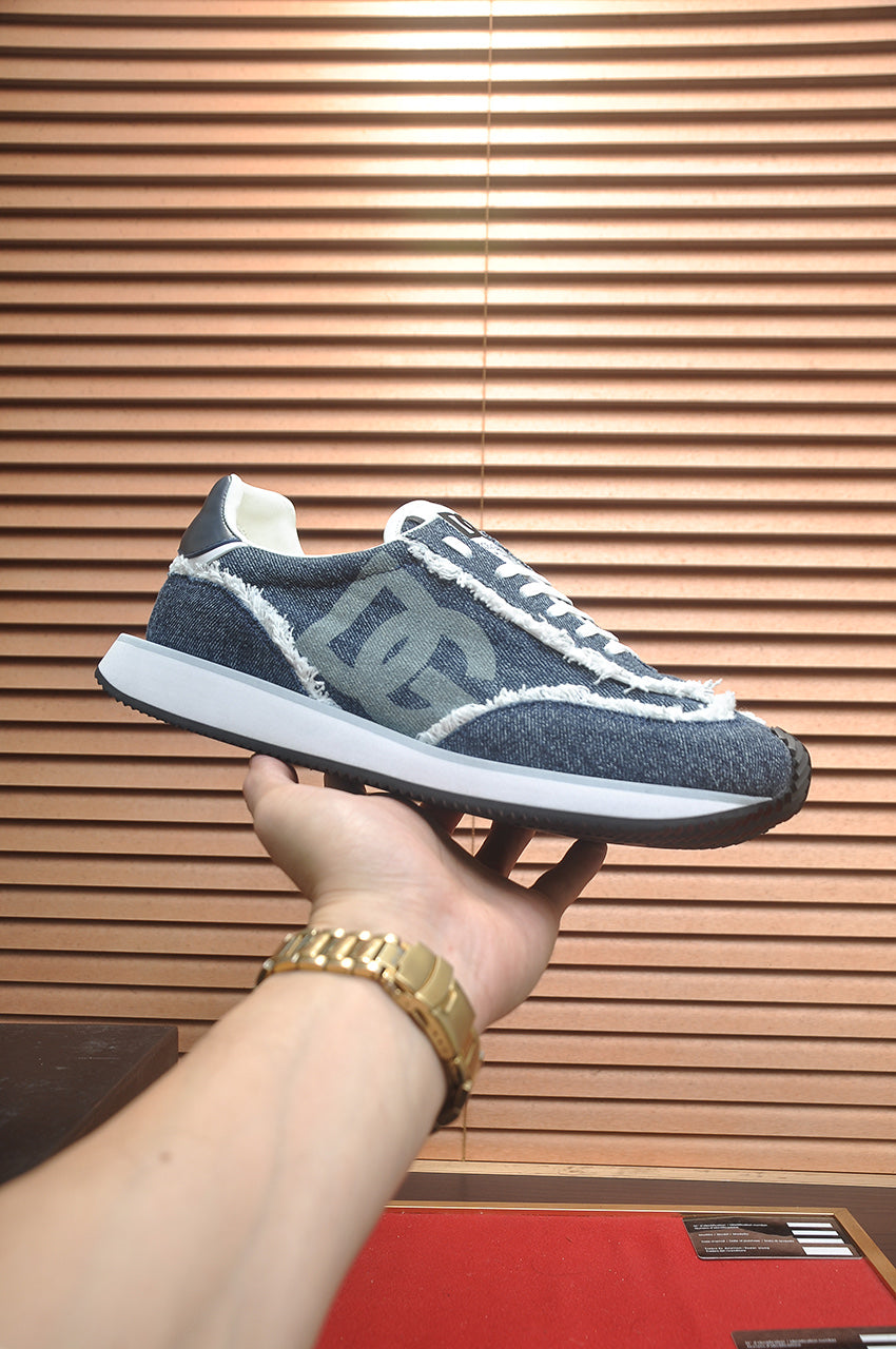Dolce & Gabbana DG Low-Top Sneakers in Calfskin