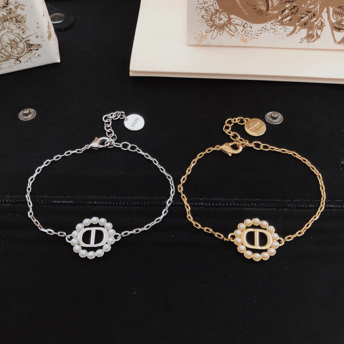 beige brass Bracelet for women - alternate angle view 3