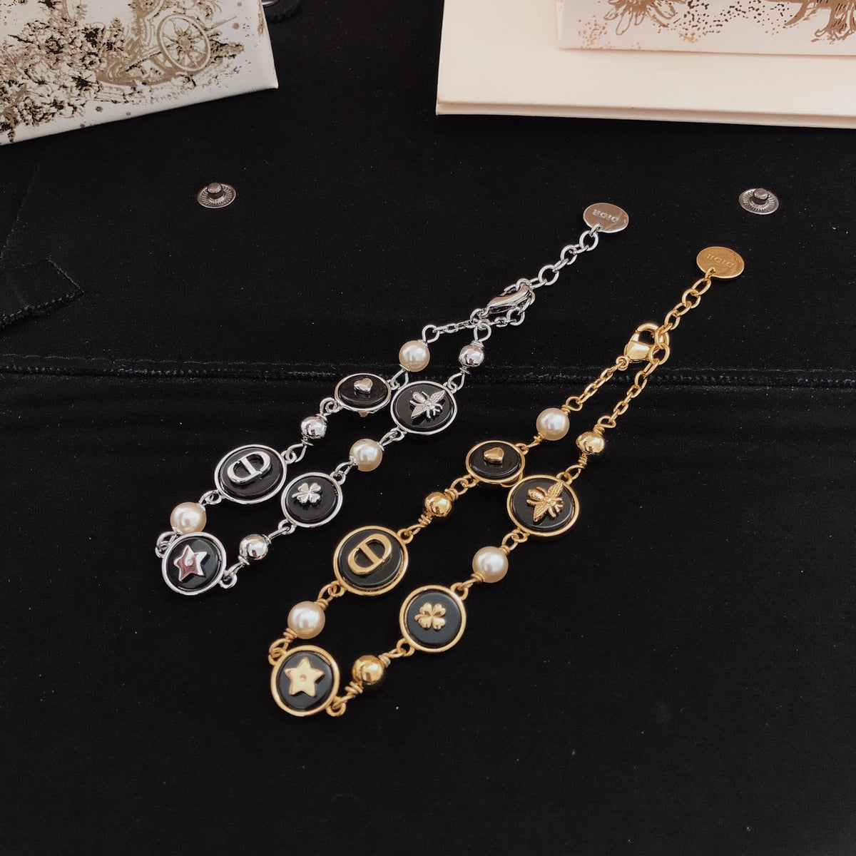 black brass Bracelet for women - alternate angle view 4
