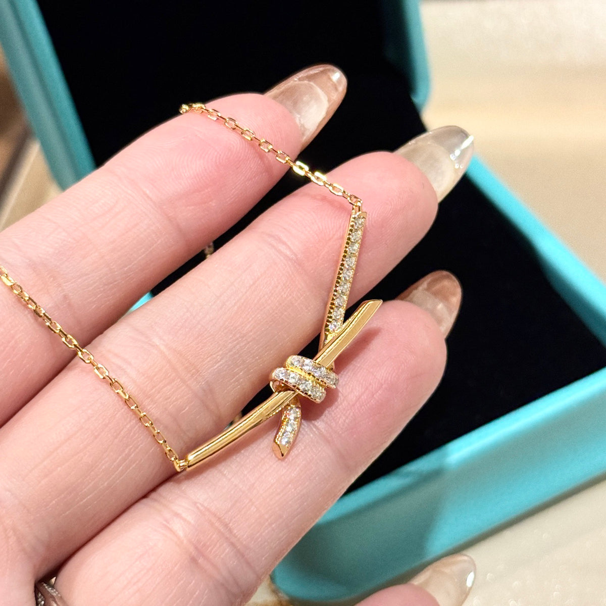 rose gold crystal rose Jewelry Set for women - alternate angle view 4