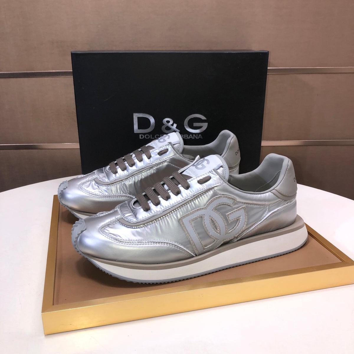 Dolce & Gabbana DG Low-Top Sneakers in Calfskin