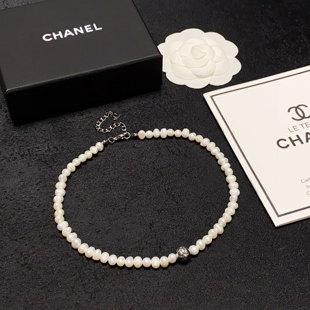 pearl Necklace for women - alternate angle view 9