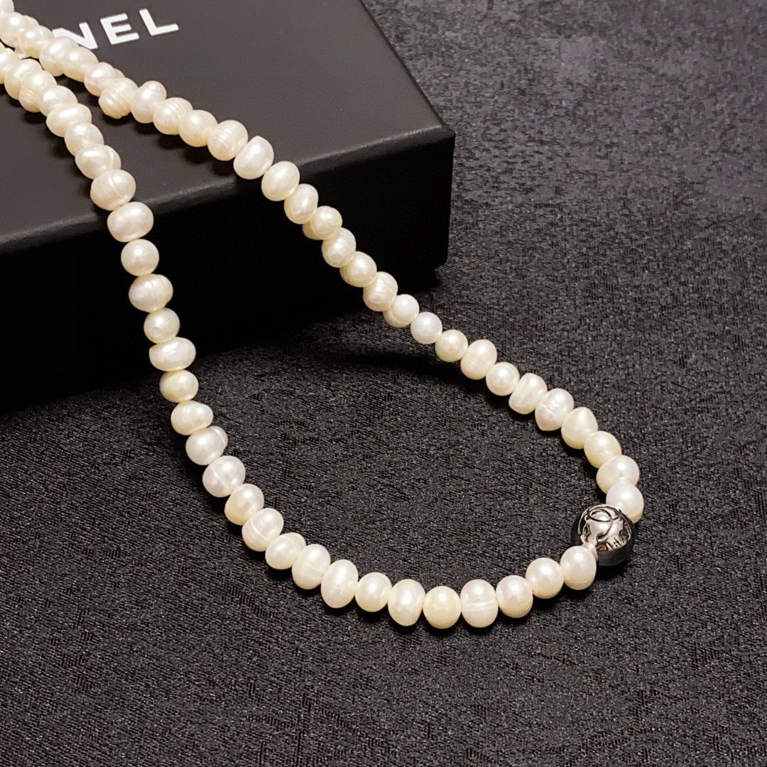pearl Necklace for women - alternate angle view 7