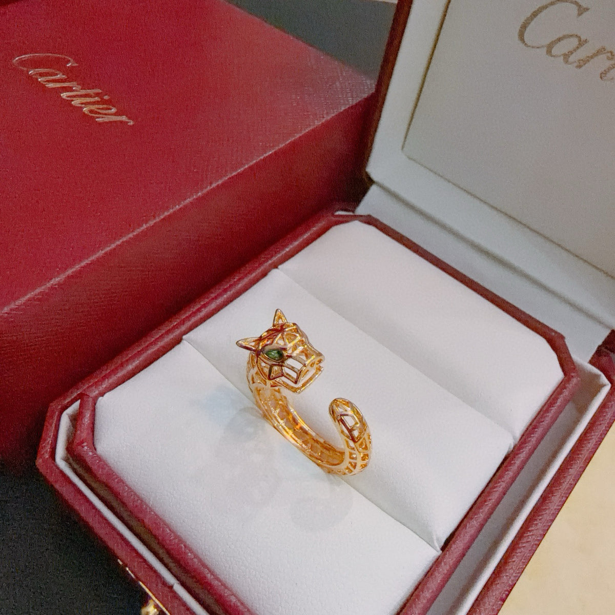 gold minimalist Ring for men - product detail view