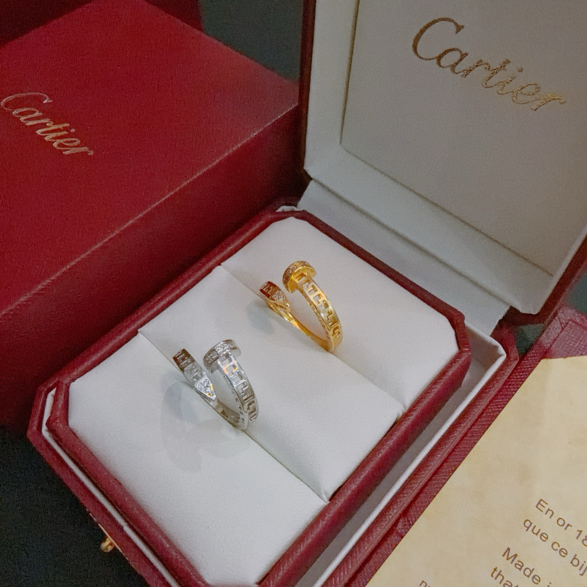 gold minimalist Ring for men - product detail view