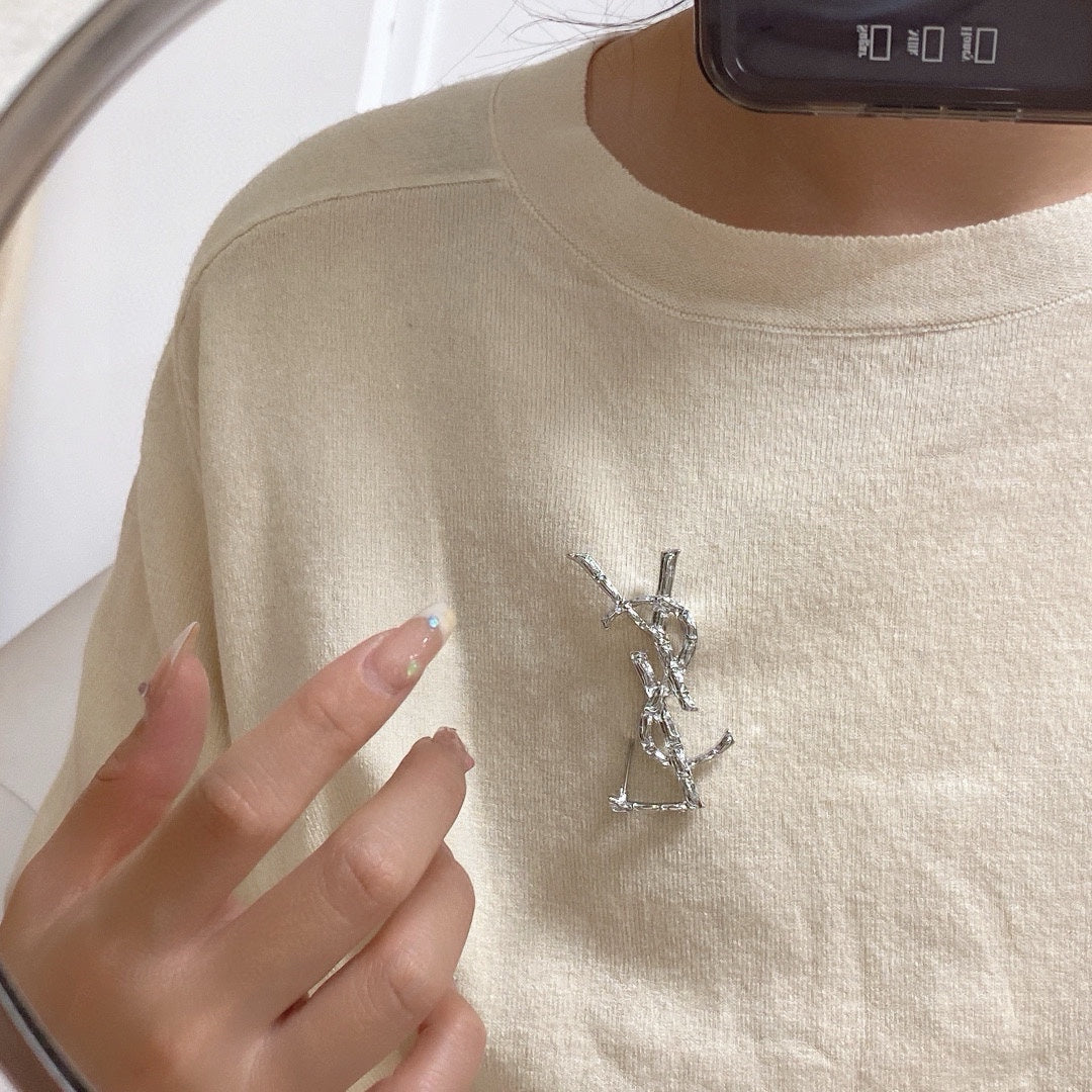 Suit for men and women - product detail view