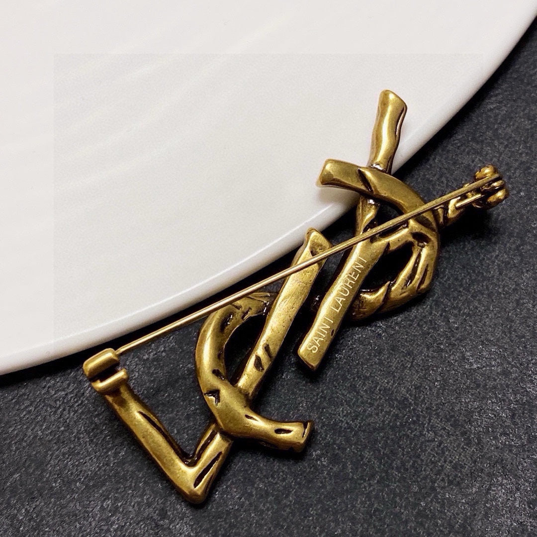 brass vintage Suit for men and women - alternate angle view 5