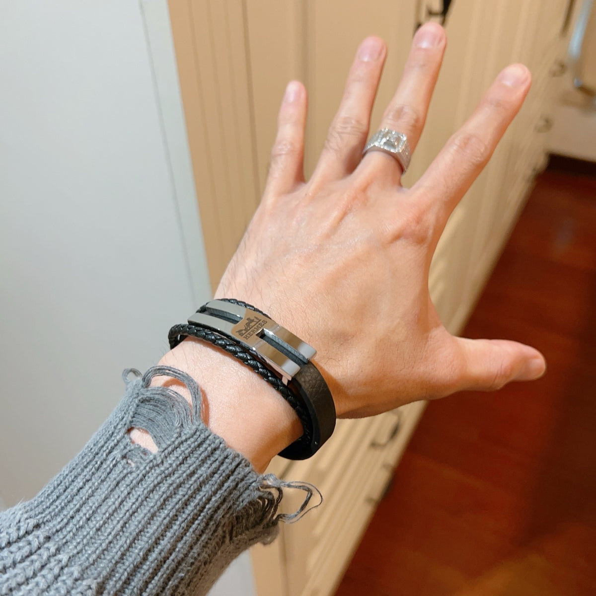 antique leather Bracelet for women - alternate angle view 6