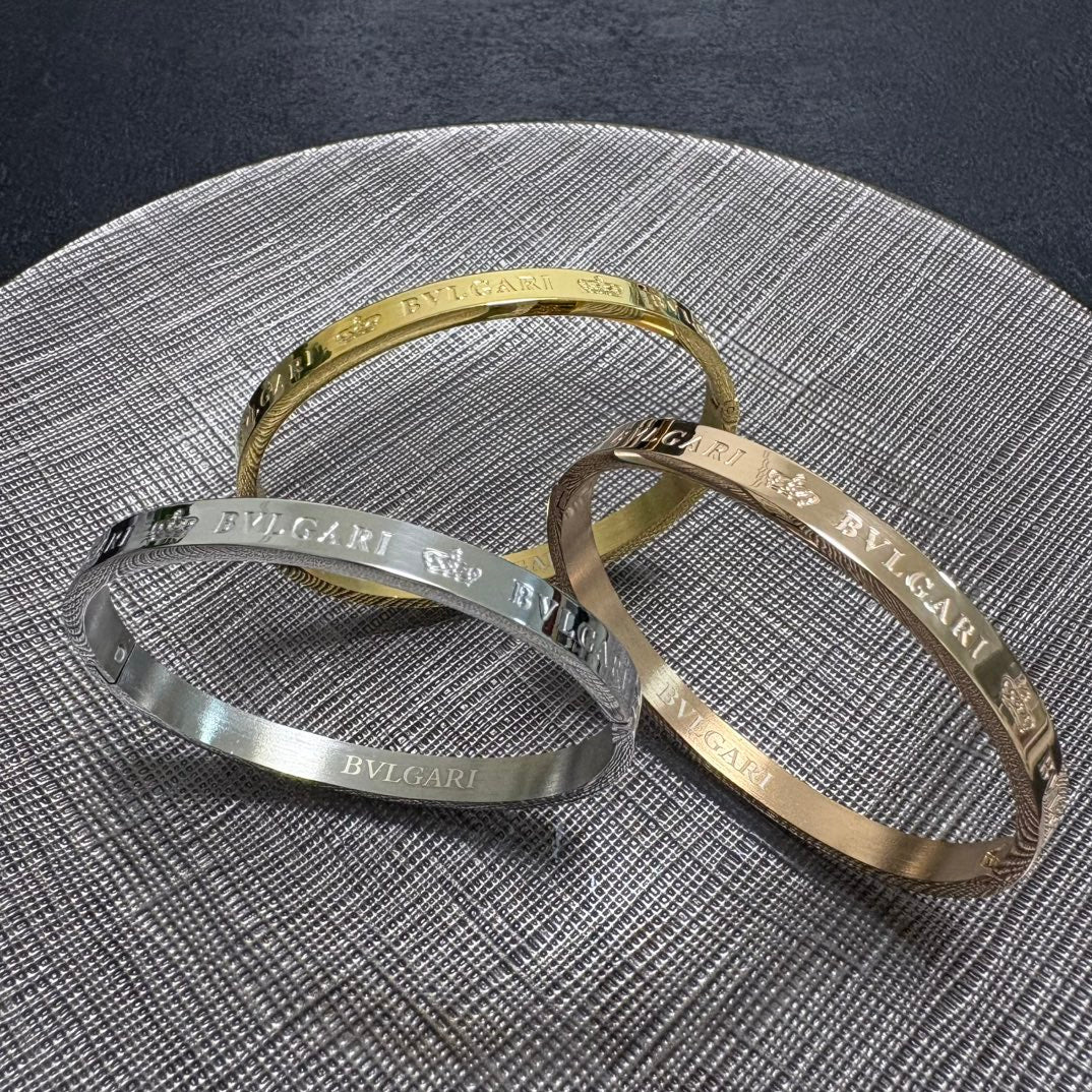 rose gold crystal floral Bangle for women - alternate angle view 3