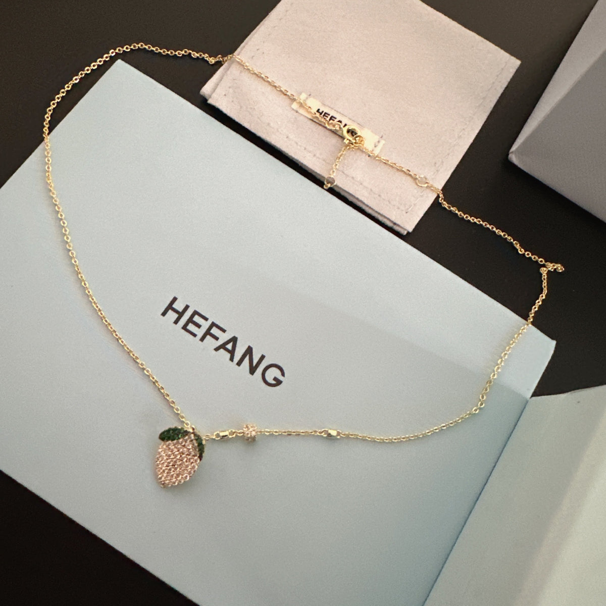 stylish Pendant for women - alternate angle view 7
