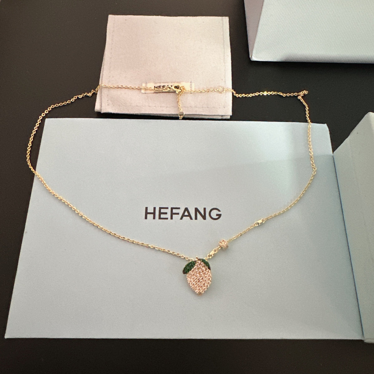 stylish Pendant for women - alternate angle view 8