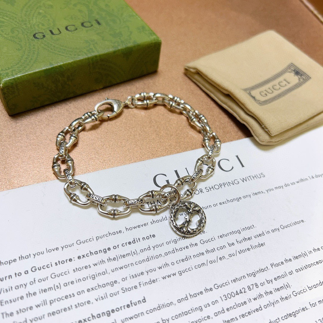 beige delicate Bracelet for men - alternate angle view 8