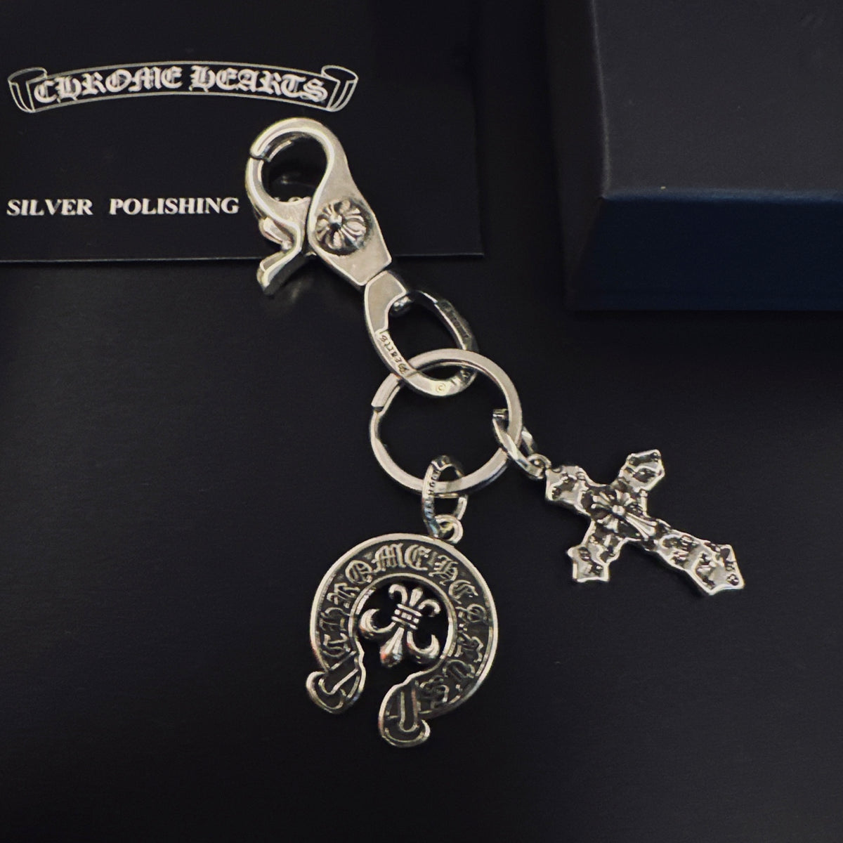 key Keychain for women - alternate angle view 4