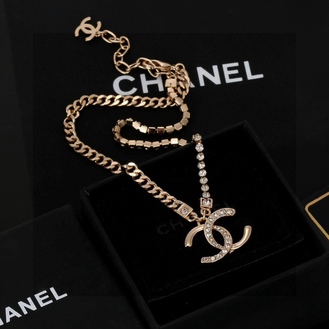 minimalist Necklace for women - alternate angle view 7