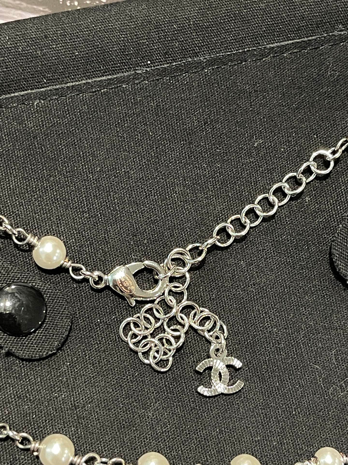 pearl floral fashion accessory for women - alternate angle view 4