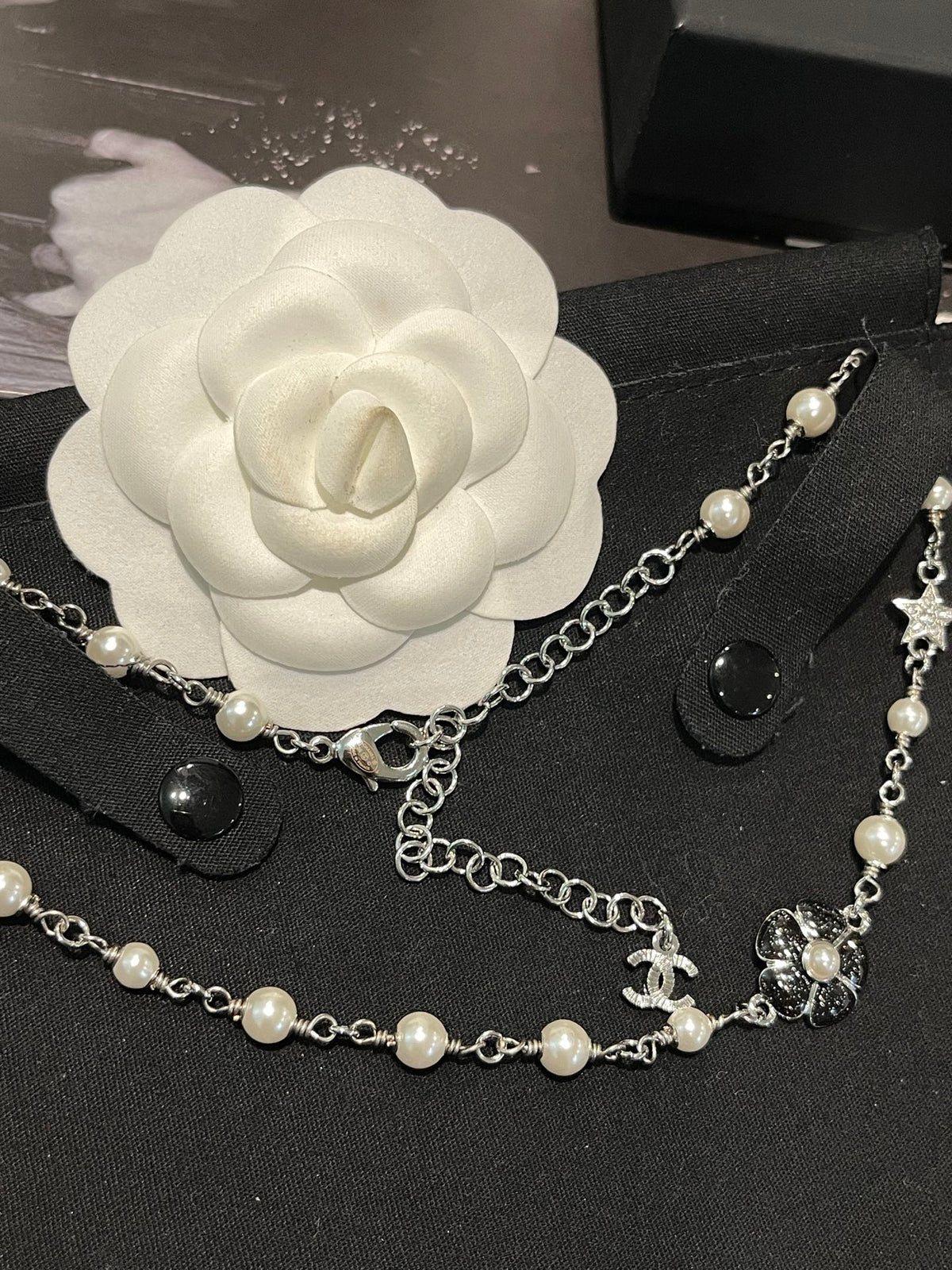 pearl floral fashion accessory for women - alternate angle view 3