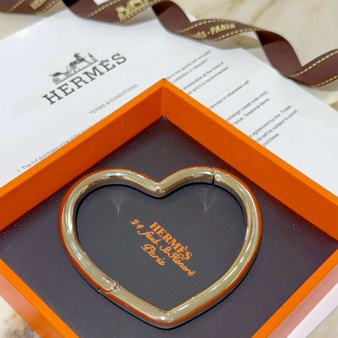 gold gold plated heart Bangle for men - alternate angle view 5