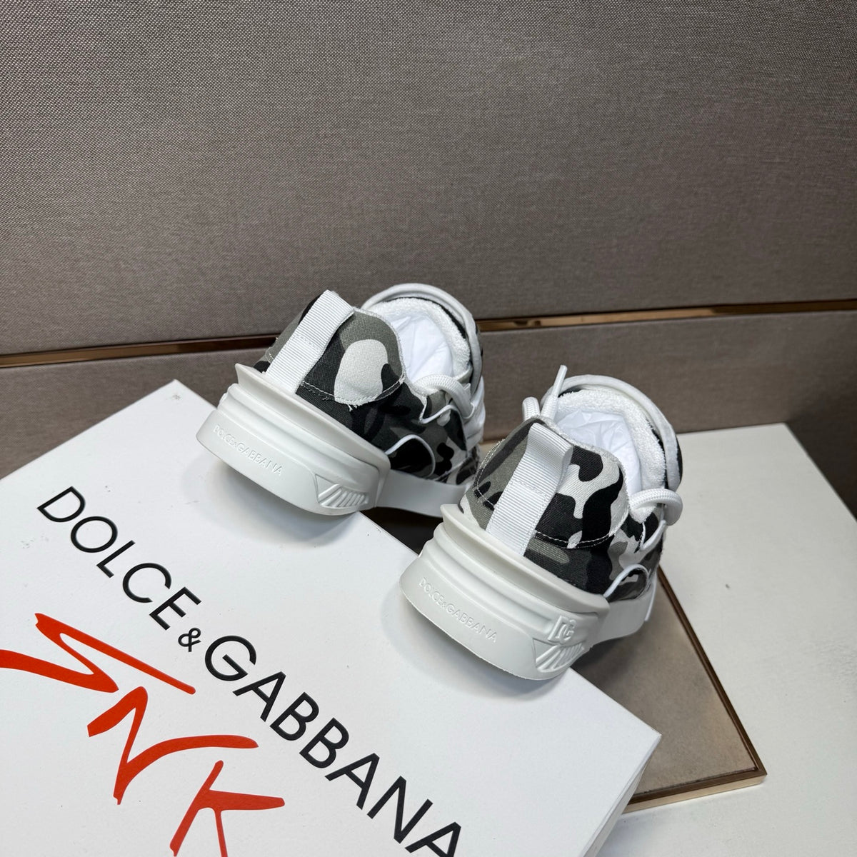 Dolce & Gabbana DG Couple's Multi-Material Casual Sneakers 4 Colors