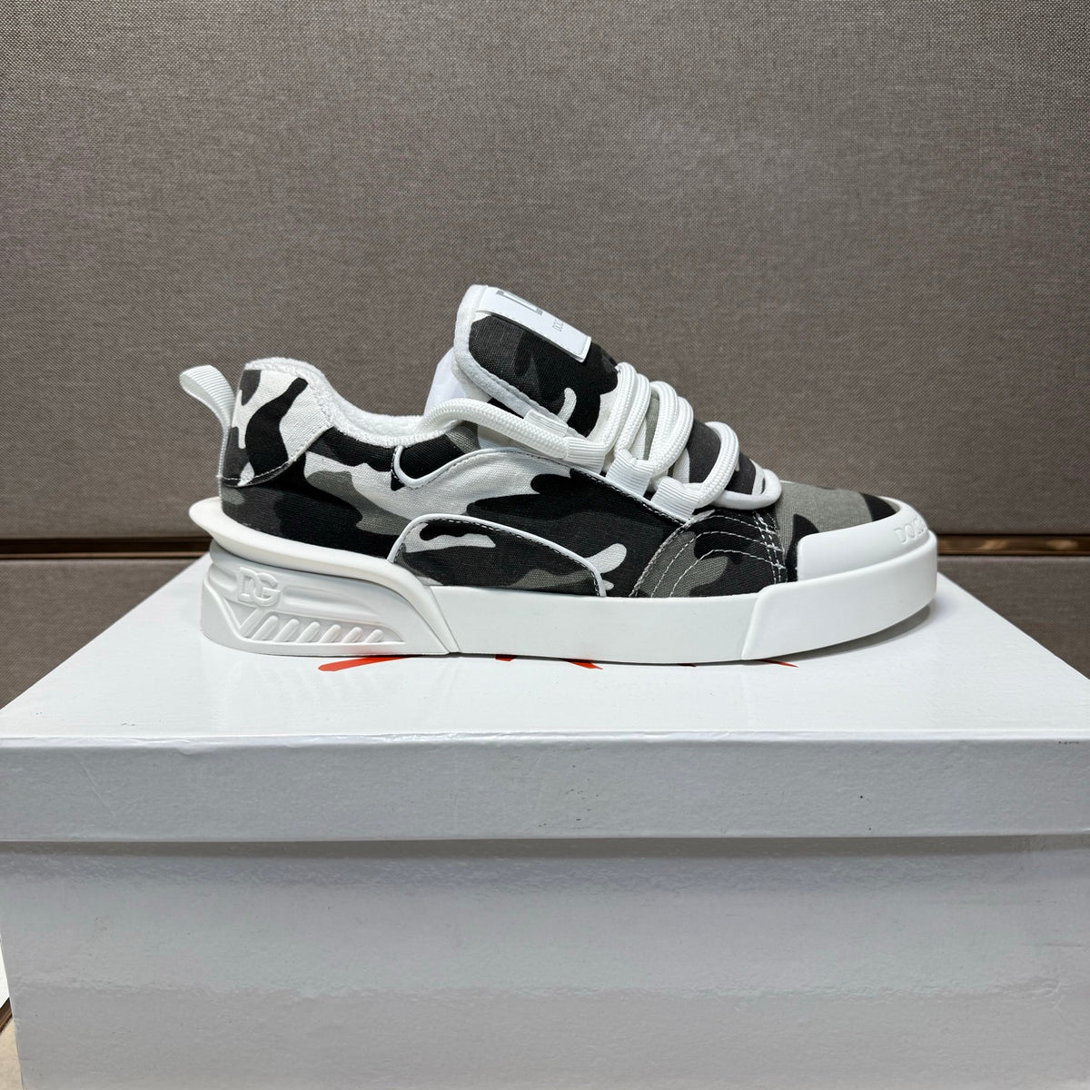 Dolce & Gabbana DG Couple's Multi-Material Casual Sneakers 4 Colors
