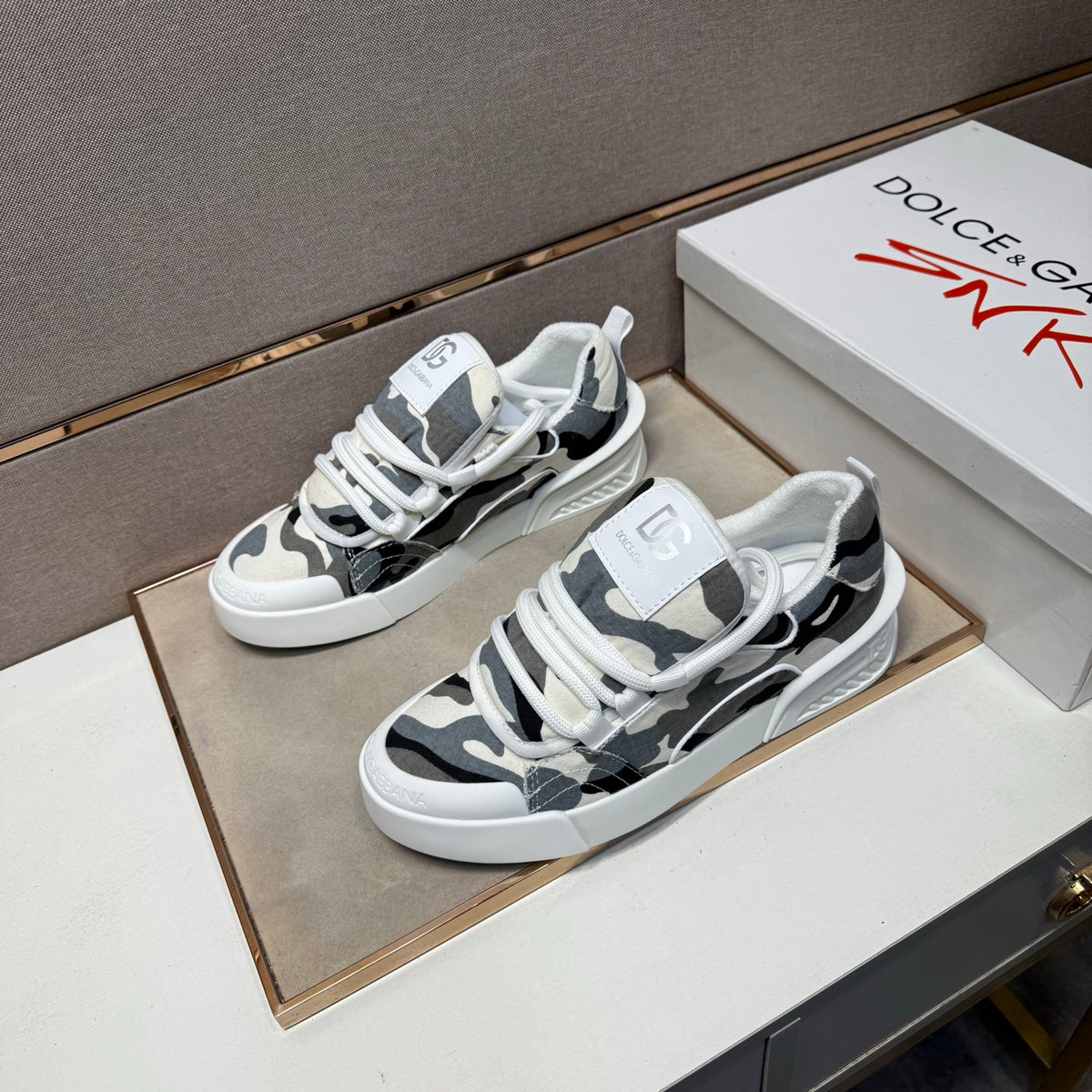 Dolce & Gabbana DG Couple's Multi-Material Casual Sneakers 4 Colors